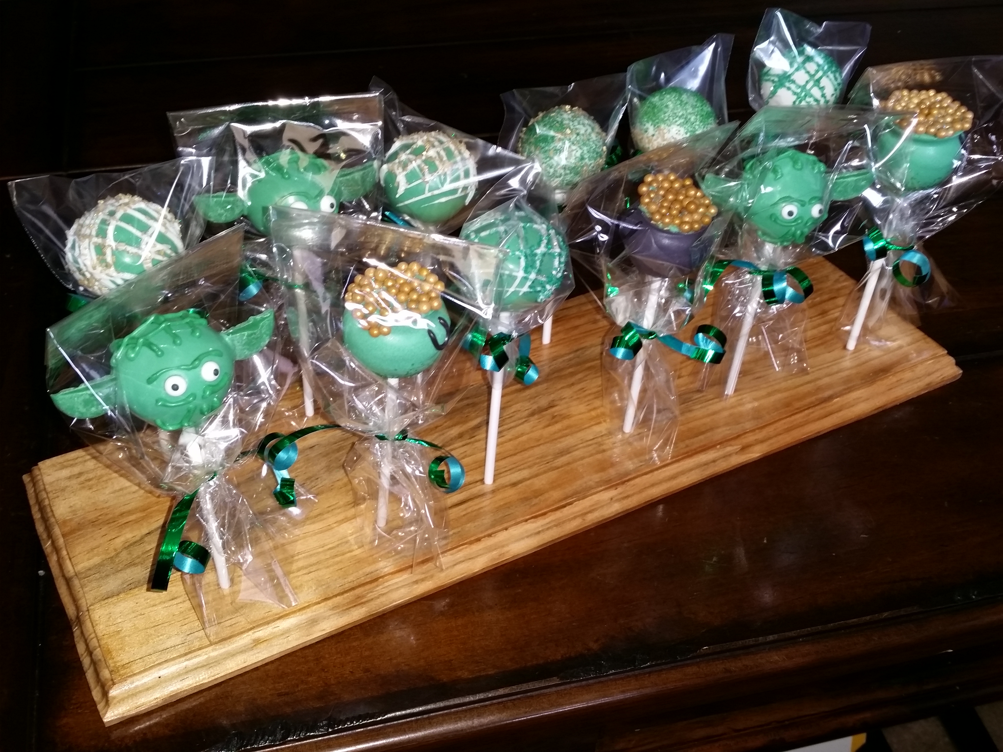 Bakery product showcase